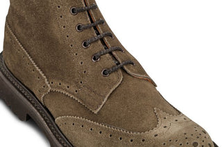 Women’s Brogues: A Classic Style Reimagined for Modern Wardrobes - R E Tricker Ltd