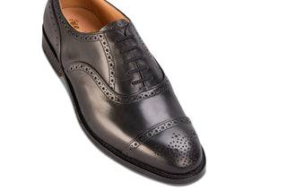 Cambridge JS9518 Brogue Toecap Oxford City Shoe - Black (Multiple Width Fittings) - R E Tricker Ltd