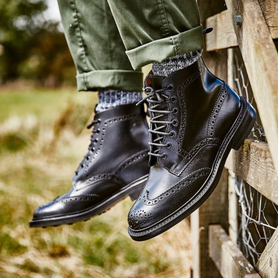 STOW COUNTRY BOOT - BLACK – R E Tricker Ltd