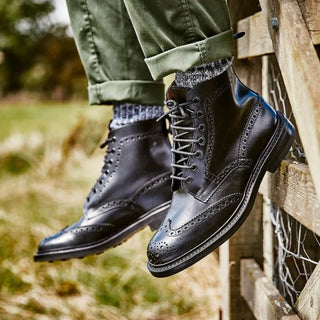 STOW COUNTRY BOOT - BLACK CALF (6 FITTING) – R E Tricker Ltd STOW COUNTRY BOOT - BLACK CALF (6 FITTING) – R E Tricker Ltd