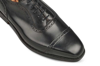 Belgrave Toecap Oxford City Shoe - Black - R E Tricker Ltd