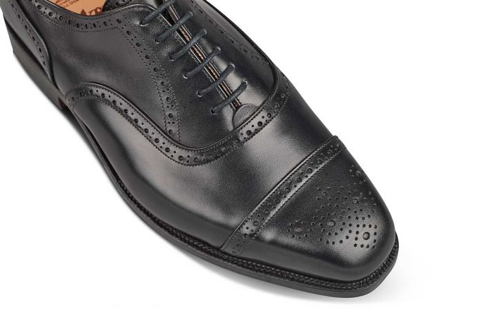 Kensington Toecap Oxford City Shoe - Black – R E Tricker Ltd